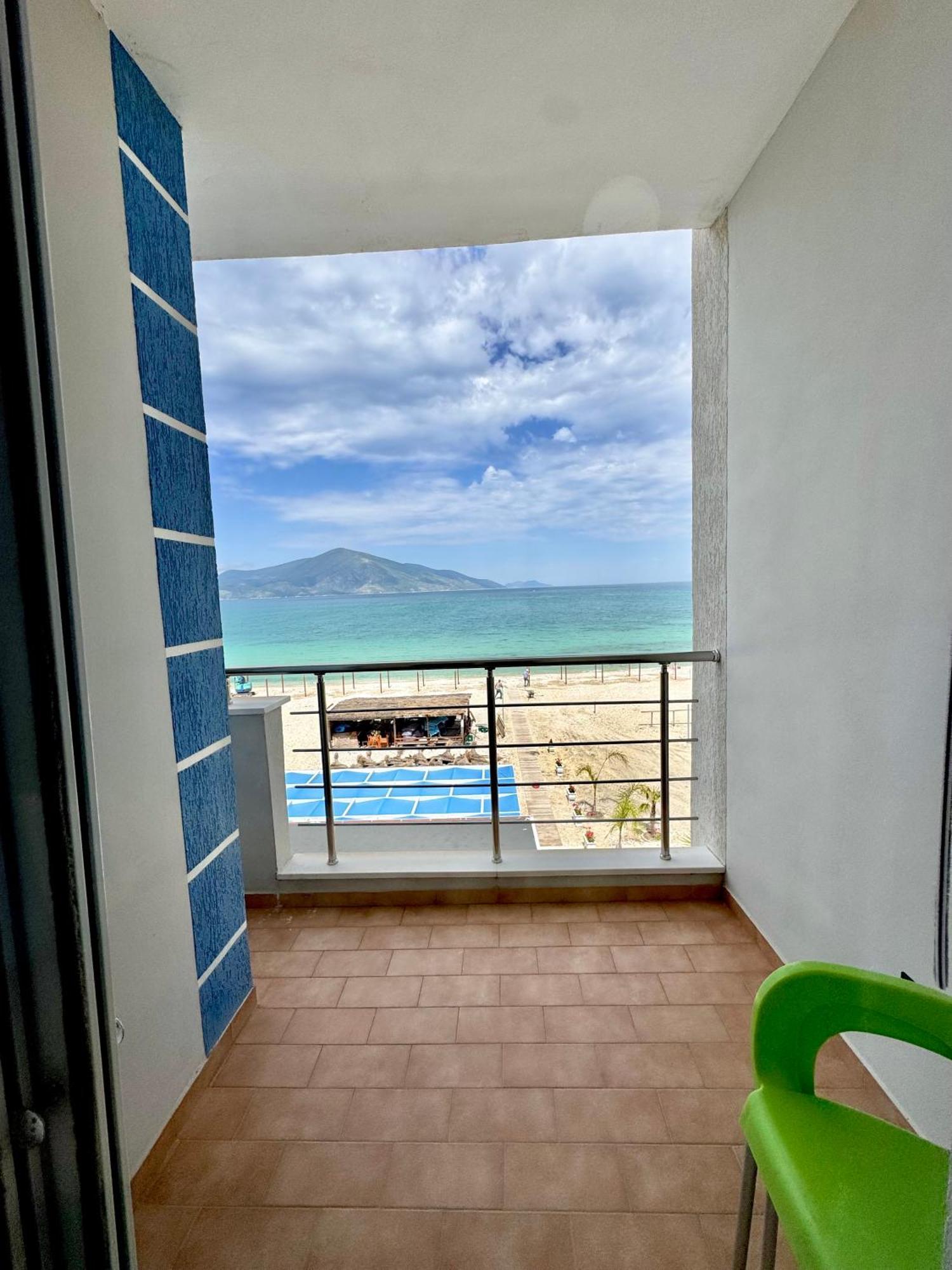 Blue Paradise Hotel Orikum Bagian luar foto
