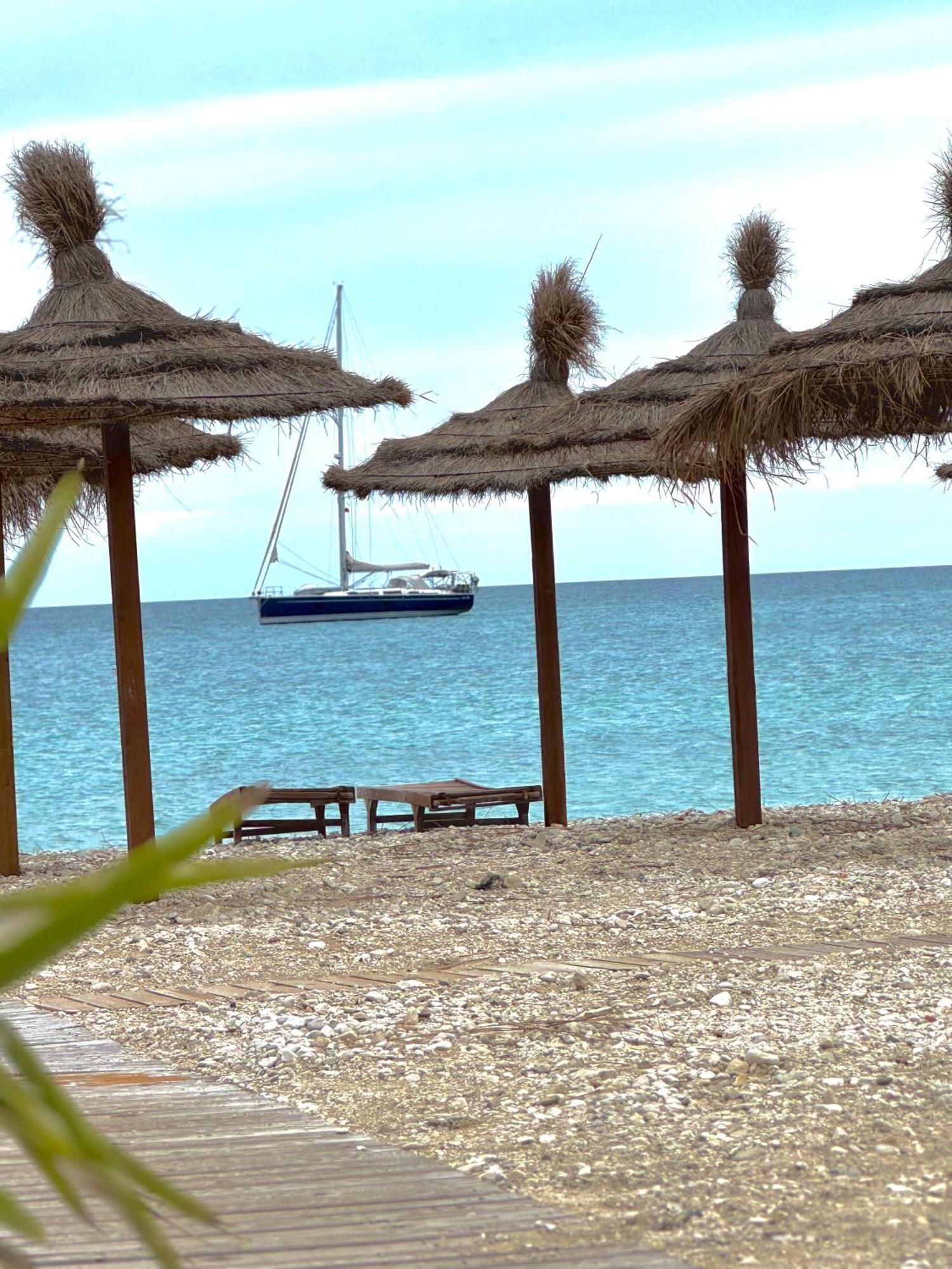 Blue Paradise Hotel Orikum Bagian luar foto